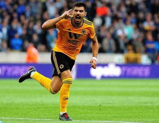  托特纳姆热刺不敌狼队遭遇赛季双杀