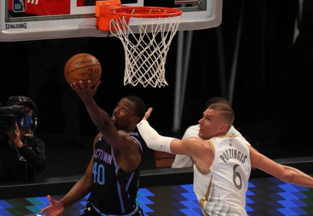 福克斯准三双国王爆冷掀翻掘金终结对手四连胜